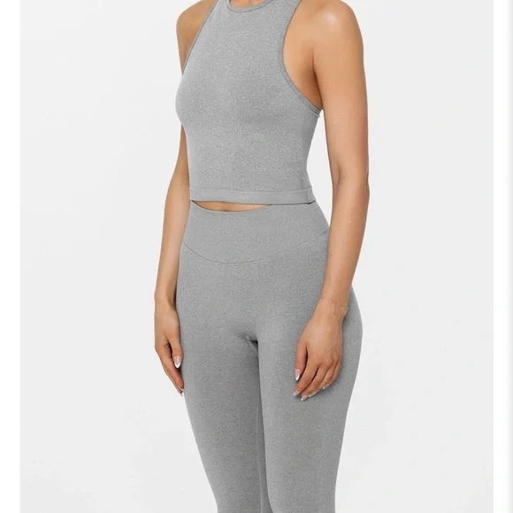 Sculpt™ Racer Top - Picture 2 of 4